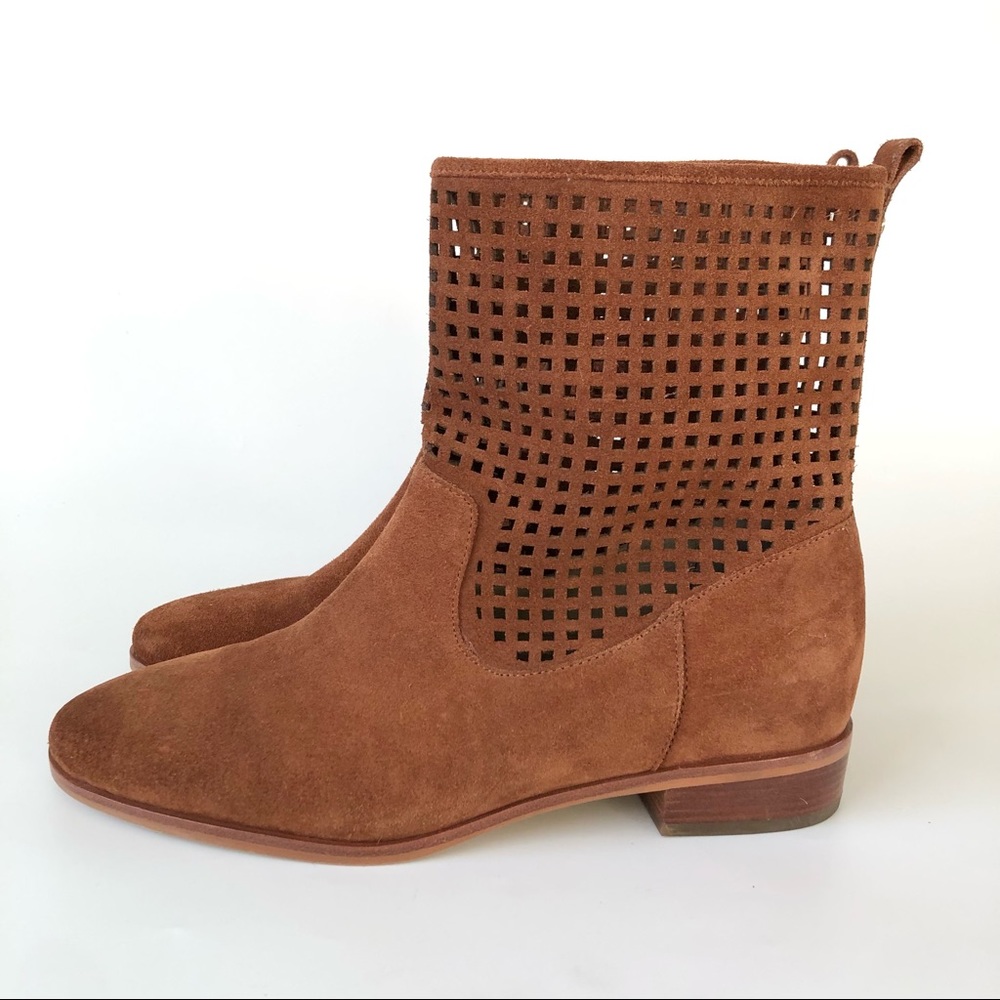 MICHAEL Michael Kors Caramel Suede Graham Ankle Boots Size 9 M - Picture 3 of 8